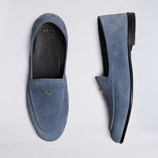 WOMEN'S METAL TEES SUEDE FLEX LOAFER - US 4514