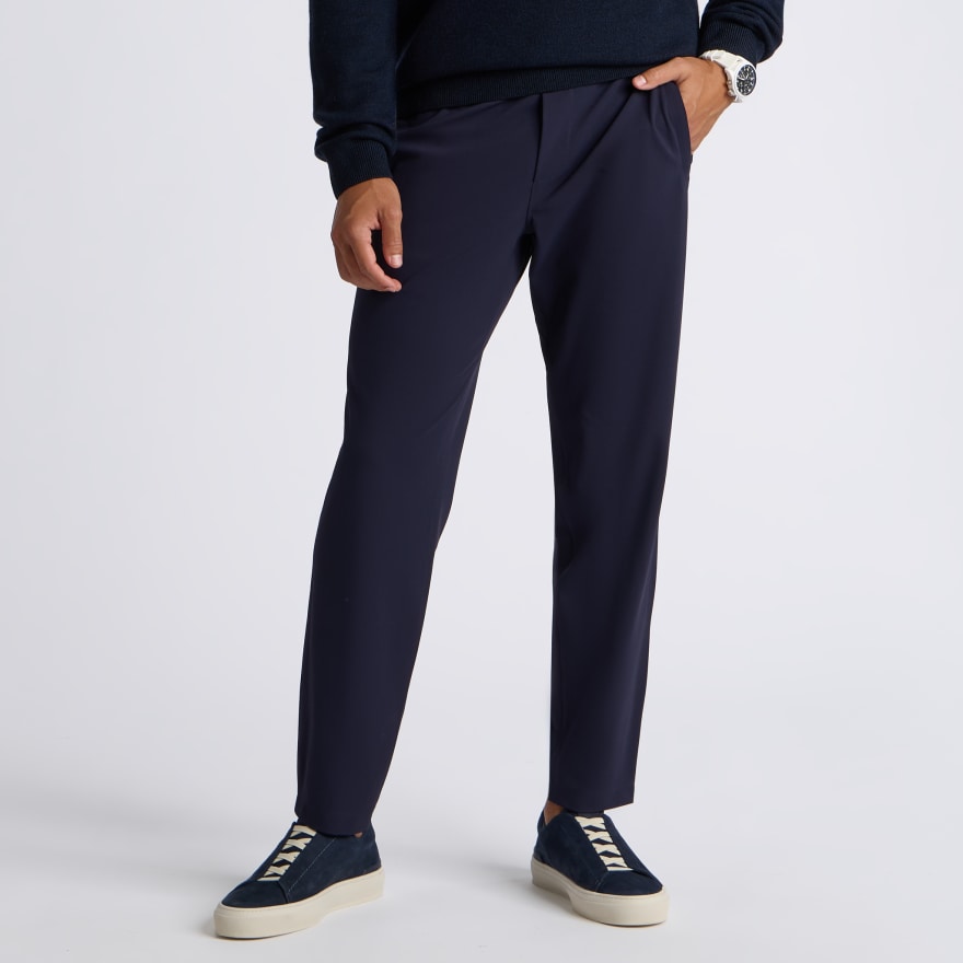 THE EFFORTLESS JOGGER - US 8921